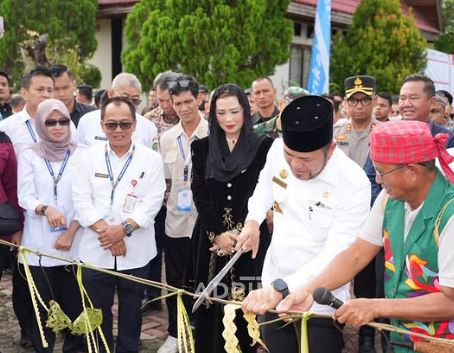 Pembukaan Pekan Daerah (PEDA) XI Petani Nelayan Provinsi Kaltim Tahun 2025