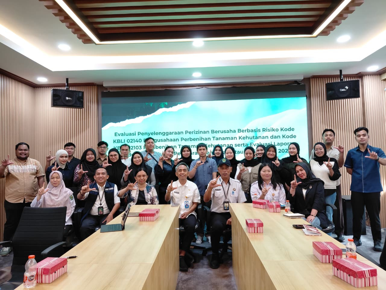 Pelaksanaan Evaluasi Penyelenggaraan Perizinan Berusaha Berbasis Risiko