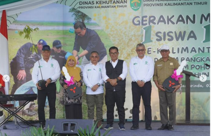 Gerakan Menanam 1 Siswa 1 Pohon Se - Kalimantan Timur Tahun 2024